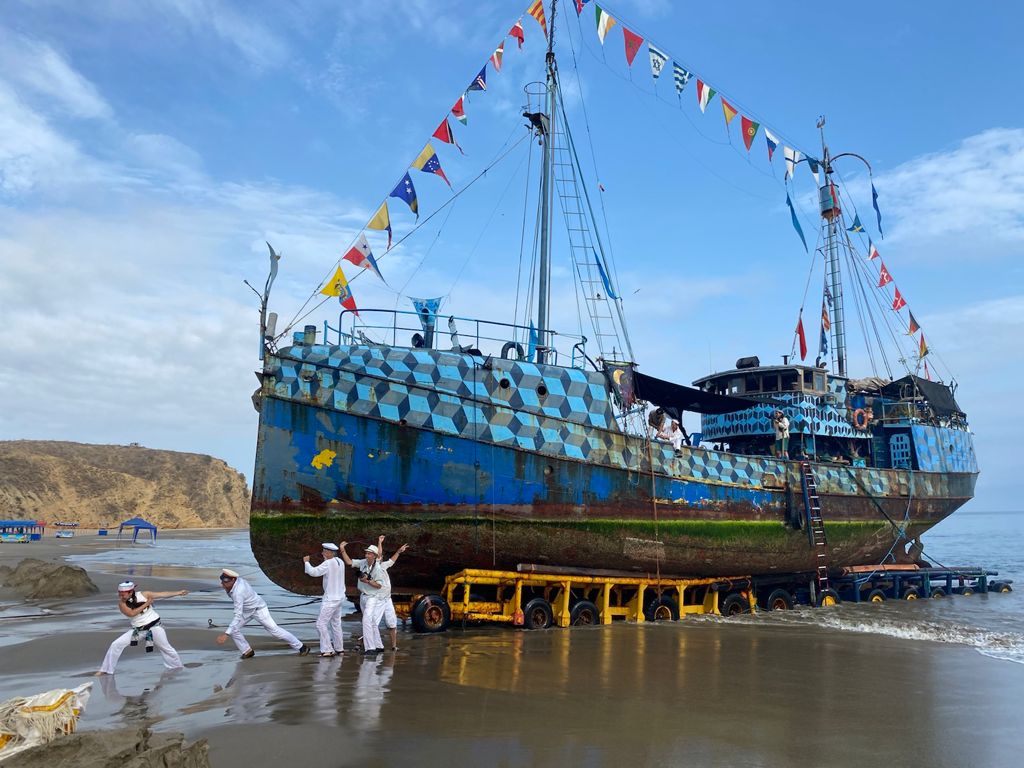 The Azart ship